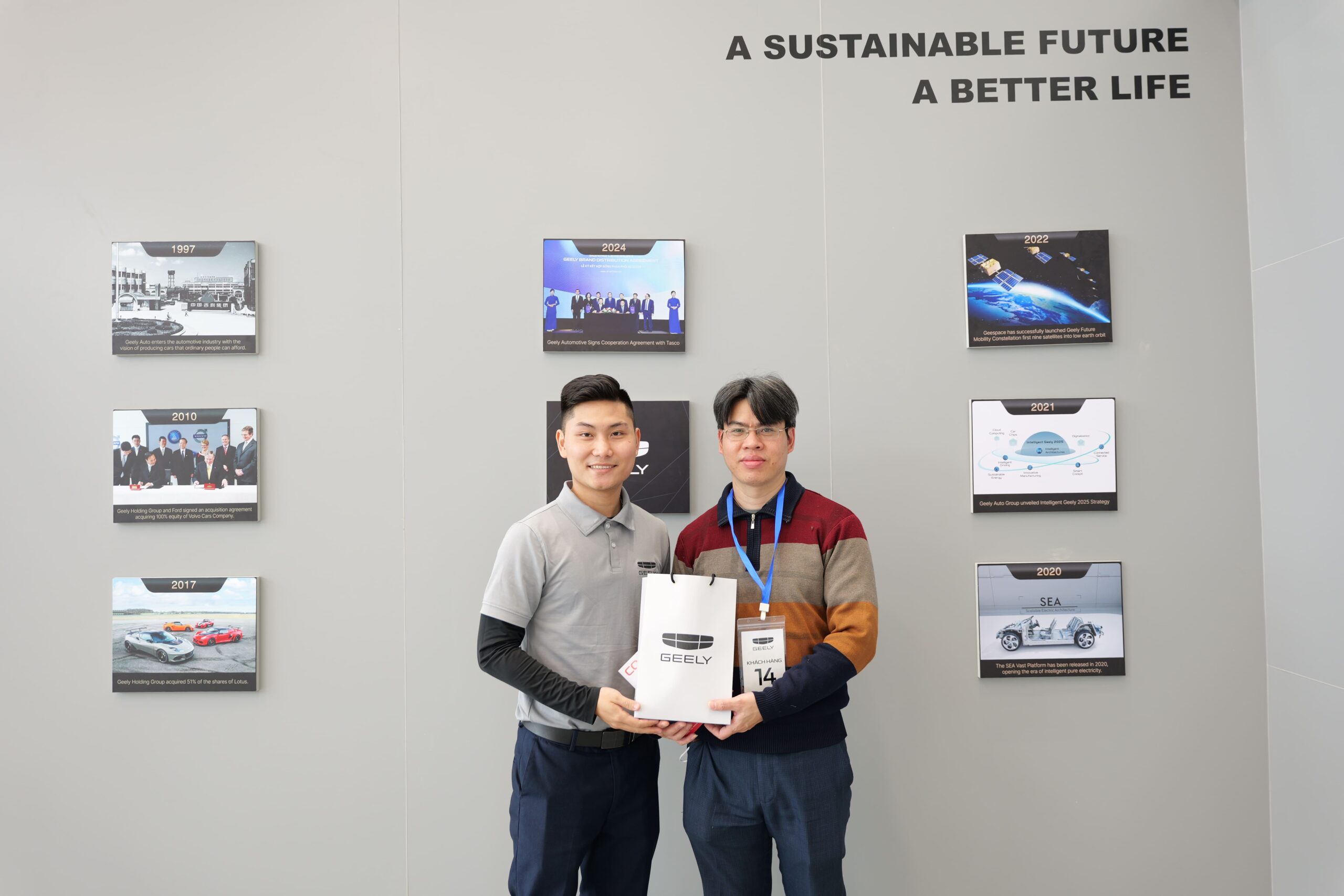 Những món quà độc quyền Geely Thái Bình tri ân khách hàng